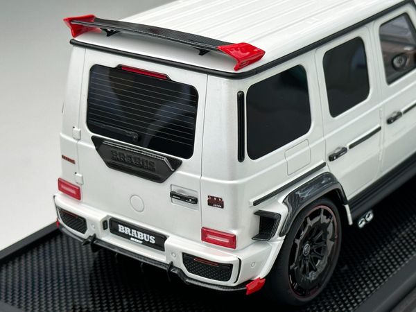 Xe Mô Hình Mercedes Benz G63 AMG 2019 Limited 66 1:18 Motorhelix ( Trắng Mui Carbon )