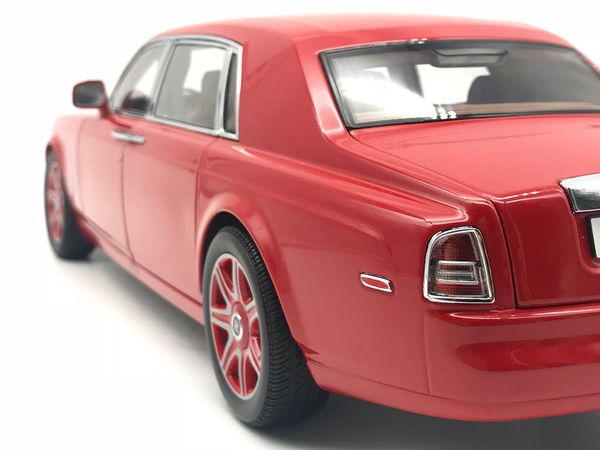 Xe Mô Hình Rolls-Royce Phantom EWB 1:18 Kyosho ( Đỏ )