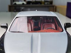 Xe Mô Hình Rolls-Royce Ghost 1:18 HH Model ( Đen/ Mui Bạc Nội Thất Hồng )