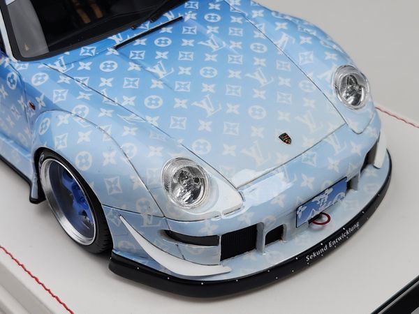 Xe Mô Hình Posrche RWB 993 1:18 VIP Models 