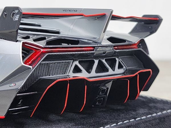 Xe Mô Hình Supercar Veneno Series 1:18 HH Model ( Gun Metal Grey )