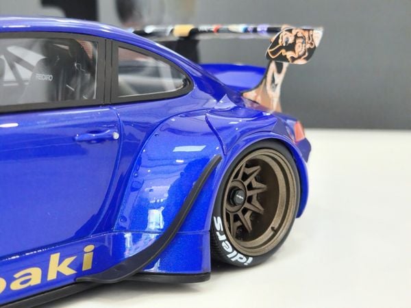 Xe Mô Hình Porsche RWB Tsubaki 1:18 GTSpirit (Xanh )