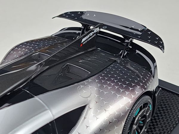 Xe mô hình Mercedes-Benz AMG One 1:18 VIP Scale Model (Bạc Ngôi Sao)