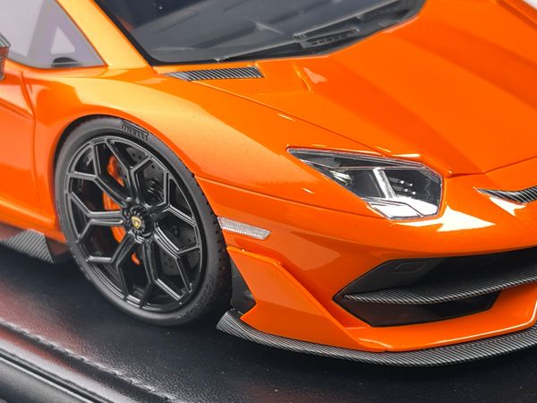 Xe Mô Hình Novitec SVJ 1:18 Ivy Model ( Arancio Altas )
