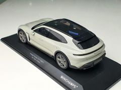 Xe Mô Hình Porsche Taycan CUV Turbo S 2021 1:18 Minichamps ( Trắng )