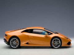 Xe Mô Hình Lamborghini Huracan LB 610-4 1:12 Autoart ( Cam )