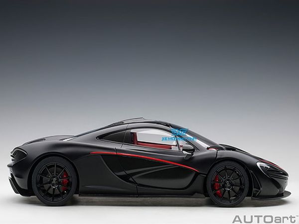 Xe Mô Hình McLaren P1 1:12 Autoart ( Đen )