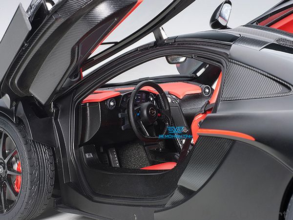 Xe Mô Hình McLaren P1 1:12 Autoart ( Đen )