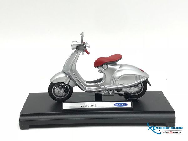 Xe Mô Hình VESPA 2014 946 1:18 Welly ( Bạc yên đỏ )