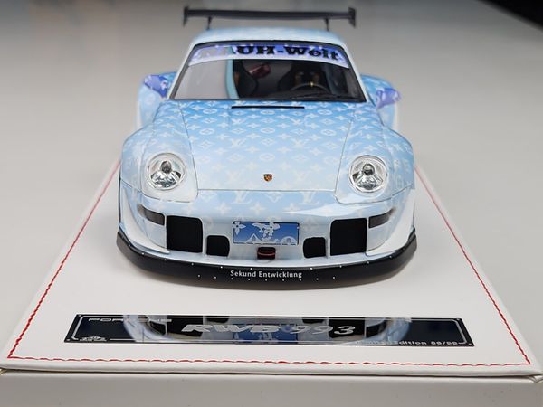 Xe Mô Hình Posrche RWB 993 1:18 VIP Models 