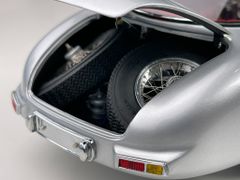 Xe Mô Hình Mercedes-Benz 300 SLR, the Uhlenhaut Gullwing Coupe 1955 1/18 CMC