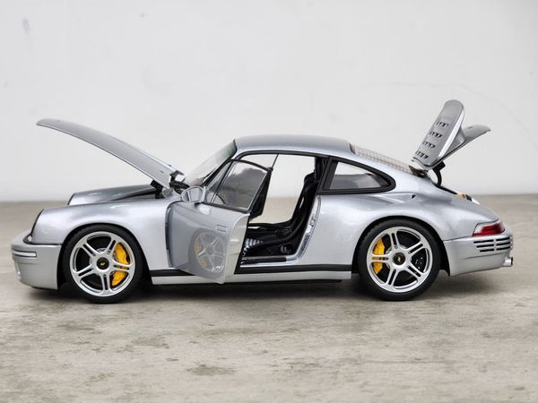 Xe Mô Hình RUF CTR AnniVersary 2017 1:18 Almost Real (GT Silver)