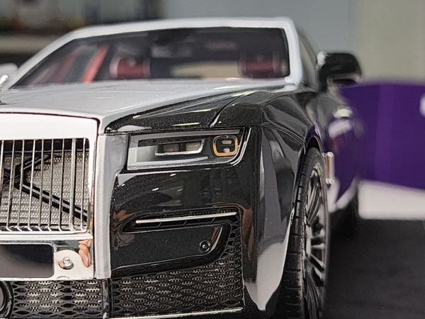 Xe Mô Hình Rolls-Royce Ghost 1:18 HH Model ( Đen/ Mui Bạc Nội Thất Hồng )