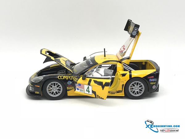 Xe Mô Hình Chevrolet Corvette C6R Race Car #4 1:24 Bburago ( Vàng )