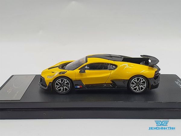 Xe Mô Hình Bugatti Divo 1:64 Bburago ( Vàng )