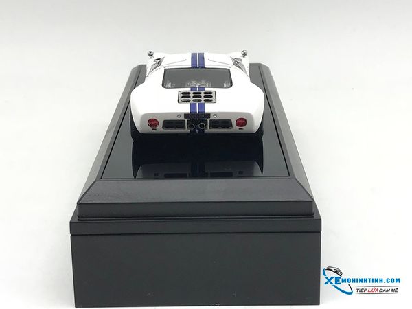 Xe Mô Hình FORD GT400 MK1 1:43 Dream Power ( Trắng )