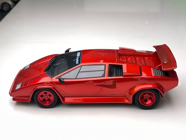 XE MÔ HÌNH LAMBORGHINI KOENIG-SPECIALS COUNTACH TURBO RED 1:18 GTSPIRIT (ĐỎ)