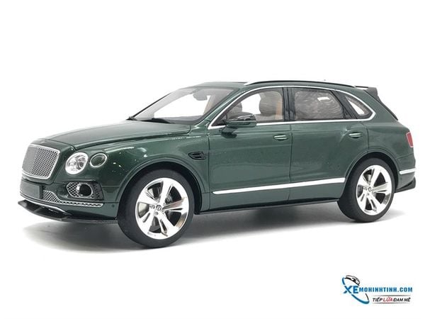 GTSPIRIT Bentley Bentayga Sport Package 1:18 (XANH)