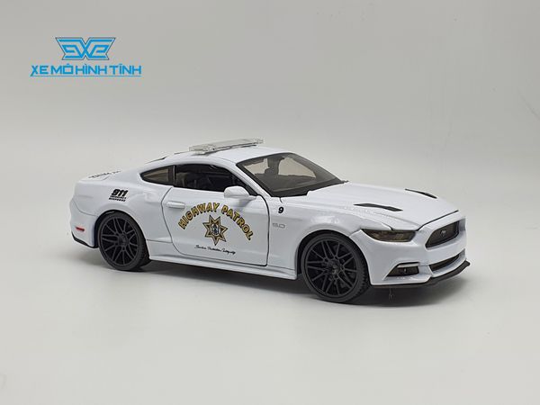 Xe Mô Hình Ford Mustang Gt Police 2015 1:24 Maisto (Trắng)