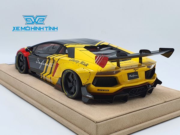 Xe Mô Hình LB Performance Lamborghini Aventador 2.0 Liberty Walk 1:18 ( Vàng - Đế Da ) 25/30 pcs