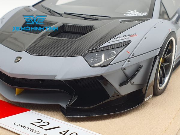 Xe Mô Hình LB Performance Lamborghini Aventador 2.0 Liberty Walk 1:18 ( Xám Tro - Đế Da )