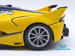 Xe Mô Hình Ferrari FXX K 1:18 Bburago ( Vàng )