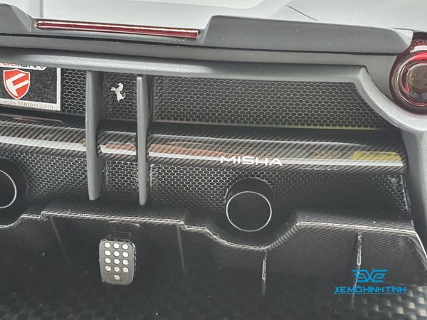 Xe Mô Hình Ferrari 488 GTB Misha Designs 1:18 Misha Designs ( Đen )