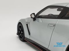 XE MÔ HÌNH NISSAN GT R35 NISMO 1:18 GTSPIRIT (XÁM)