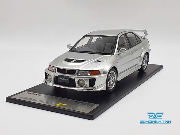 XE MÔ HÌNH Mitsubishi Lance Evolution V 1:18 TarmacWorks (BẠC)