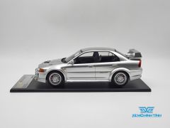 XE MÔ HÌNH Mitsubishi Lance Evolution V 1:18 TarmacWorks (BẠC)