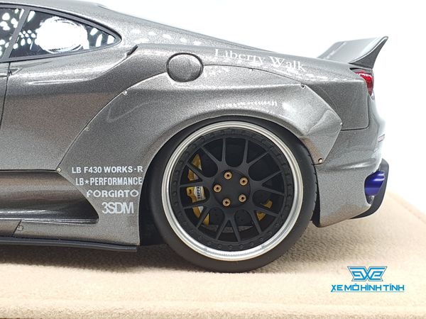 Xe Mô Hình Ferrari F430 Liberty Walks 1:18 LB ( Xám )