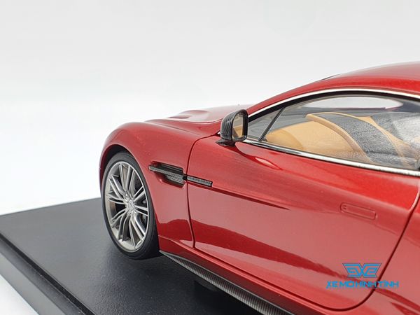 XE MÔ HÌNH ASTON MARTIN VANQUISH 2015 1:18 AUTOART (ĐỎ)