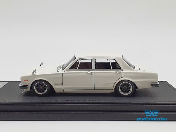 Xe Mô Hình Nissan Skyline 2000 GT-R ( PGC10 ) 1:43 Ignition Model ( Trắng )