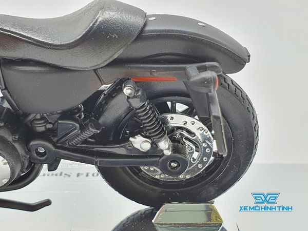 XE MÔ HÌNH HARLEY DAVIDSON 2014 SPORTSTER IRON 883 1:18 ( ĐEN) MAISTO