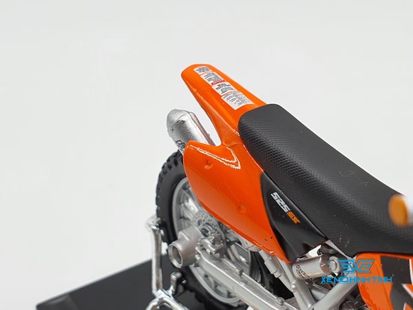 XE MÔ HÌNH KTM 525SX 1:18 MAISTO (CAM)