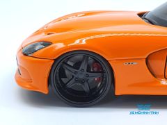 XE MÔ HÌNH DODGE SRT VIPER GTS 2013 1:24 MAISTO (CAM)