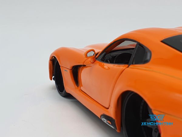 XE MÔ HÌNH DODGE SRT VIPER GTS 2013 1:24 MAISTO (CAM)