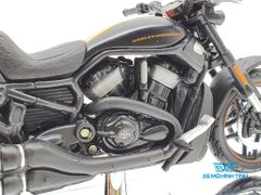 XE MÔ HÌNH HARLEY DAVIDSON 2012 VRSCDX NIGHT ROD SPECIAL 1:18( ĐEN VIỀN CAM ) MAISTO