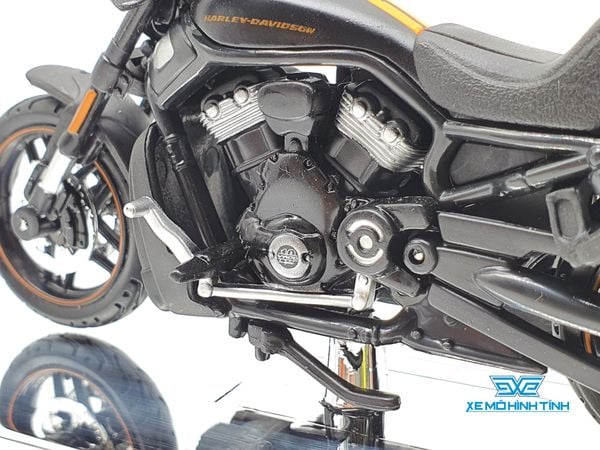 XE MÔ HÌNH HARLEY DAVIDSON 2012 VRSCDX NIGHT ROD SPECIAL 1:18( ĐEN VIỀN CAM ) MAISTO