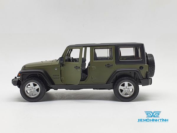 XE MÔ HÌNH JEEP WRANGLER UNLIMITED 2015 1:24 MAISTO (XANH QUÂN ĐỘI)