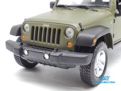 XE MÔ HÌNH JEEP WRANGLER UNLIMITED 2015 1:24 MAISTO (XANH QUÂN ĐỘI)