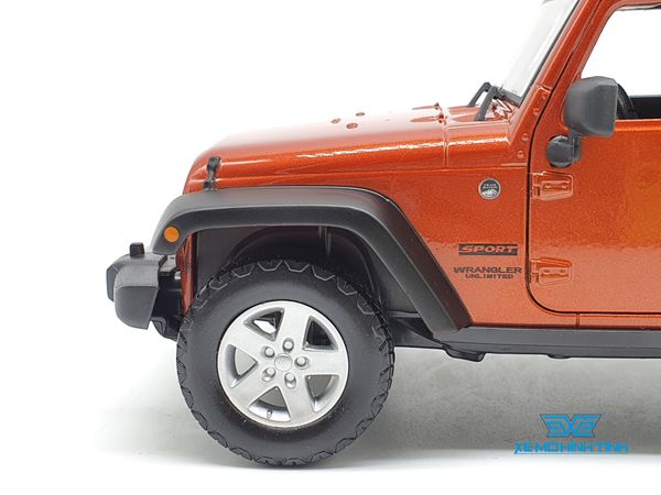 XE MÔ HÌNH JEEP WRANGLER UNLIMITED 2015 1:24 (CAM)