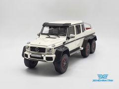 XE MÔ HÌNH MERCEDES-BENZ G63 6X6 AMG 1:18 GTSPIRIT (TRẮNG)