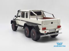 XE MÔ HÌNH MERCEDES-BENZ G63 6X6 AMG 1:18 GTSPIRIT (TRẮNG)