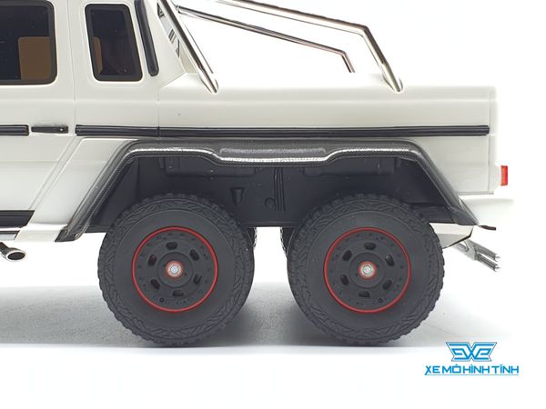 XE MÔ HÌNH MERCEDES-BENZ G63 6X6 AMG 1:18 GTSPIRIT (TRẮNG)