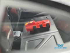 Xe Mô Hình Gunther Werks 400R 1:18 GTSpirit ( Đen )