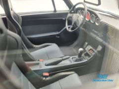 Xe Mô Hình Gunther Werks 400R 1:18 GTSpirit ( Đen )