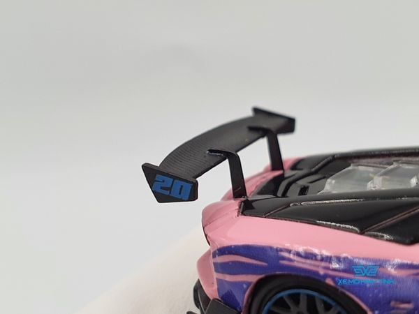 Xe Mô Hình Lamborghini Aventador 2.0 Sailor Moon 1:64 ( Hồng Kèm Figure)