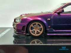 Xe Mô Hình Nissan Skyline GT-R (R34) Midnight Purple II 1:64 Inno Models (Tím Biến Màu )