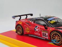 Xe Mô Hình Ferrari 488 GT3 Bathurst 12h 2017 Lowndes, Whincup, Vilander 1:64 Tarmac Works (Đỏ)